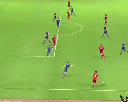 gif:武磊救主!闪电进球反超比分,上港3-2力帆