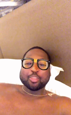 虎扑7月14日讯 自由球员德维恩-韦德今天在instagram story上发布了一