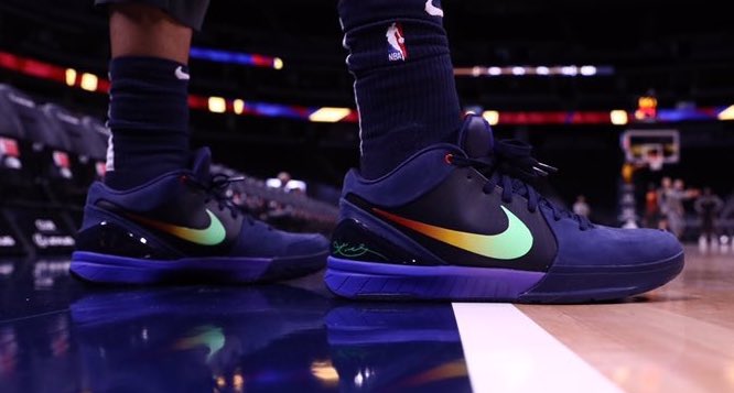 今日常规赛上脚球鞋一览:欧文上脚Kyrie5 NBA新闻 第4张 今日常规赛上脚球鞋一览:欧文上脚Kyrie5 NBA新闻 第4张