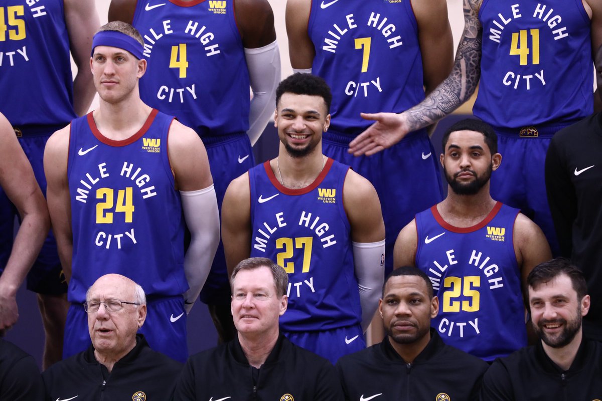 掘金成员今天拍摄全家福_虎扑nba新闻
