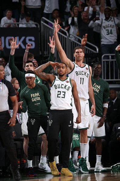 大加庆祝球队胜利:下半场我们在攻防两端都很出色 NBA新闻 第2张 大加庆祝球队胜利:下半场我们在攻防两端都很出色 NBA新闻 第2张