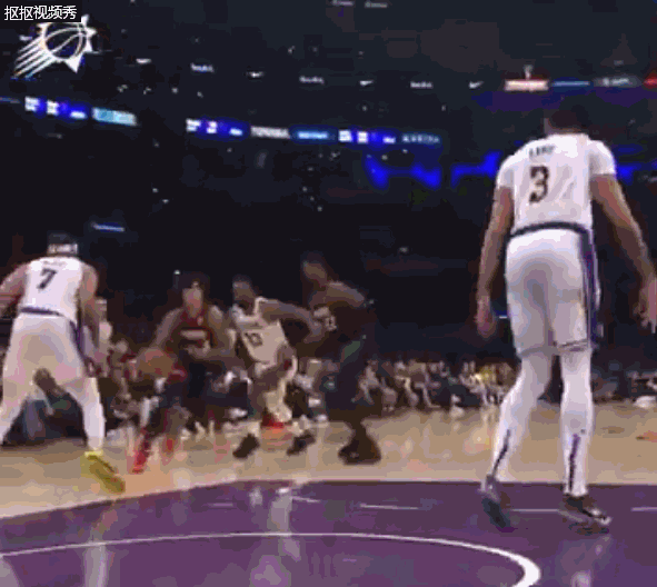 流言板格列兹曼评nba赛季最佳扣篮乌布雷对阵湖人隔扣麦基