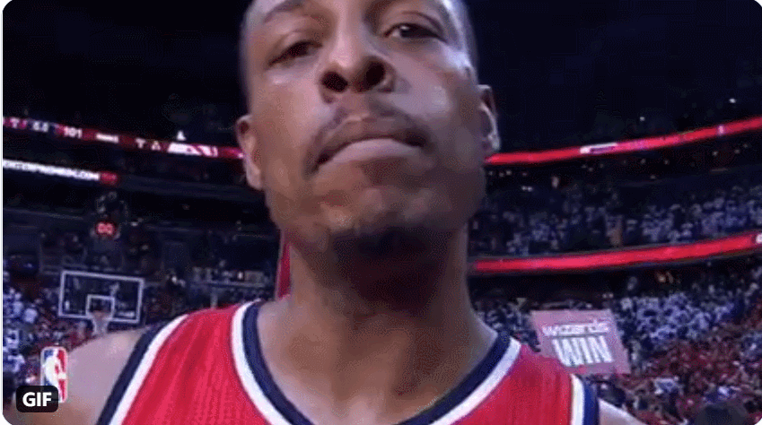 流言板皮尔斯更新推特晒出gif庆祝胜利