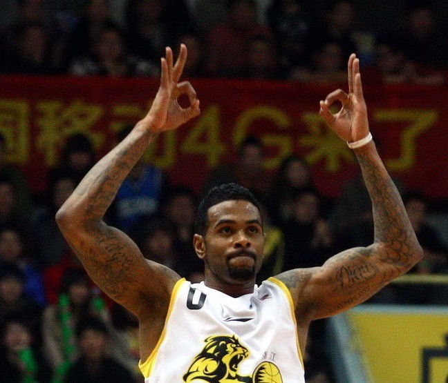 麦迪41分青岛客场负广厦_虎扑CBA新声