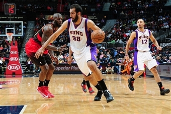 作为目前nba唯一一名伊朗籍球员,哈马德-哈达迪在本赛季的交易截止日