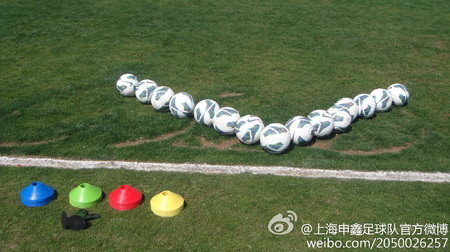 上海申鑫VS杭州绿城预备队比赛.