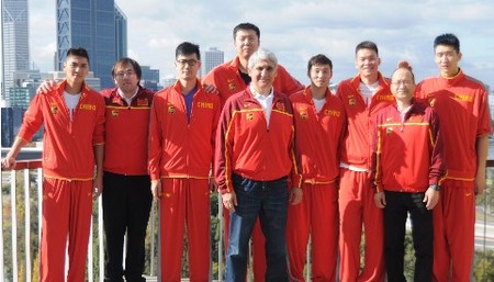 扬纳基斯耐心送给男篮:让你们创造无限可能_虎