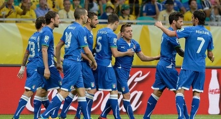 联合会杯:五星巴西4-2四星意大利