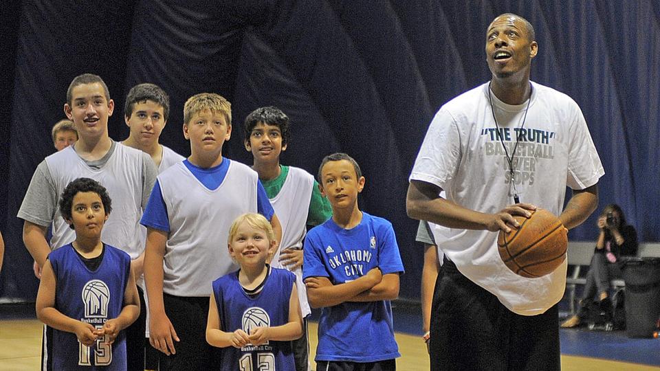 皮尔斯:朗多受伤引发了多米诺效应_虎扑NBA新