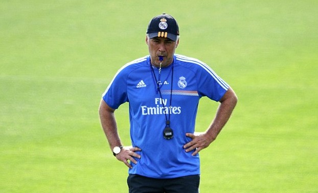 安切洛蒂回应马蒂诺言论:他还不懂欧洲足球_虎