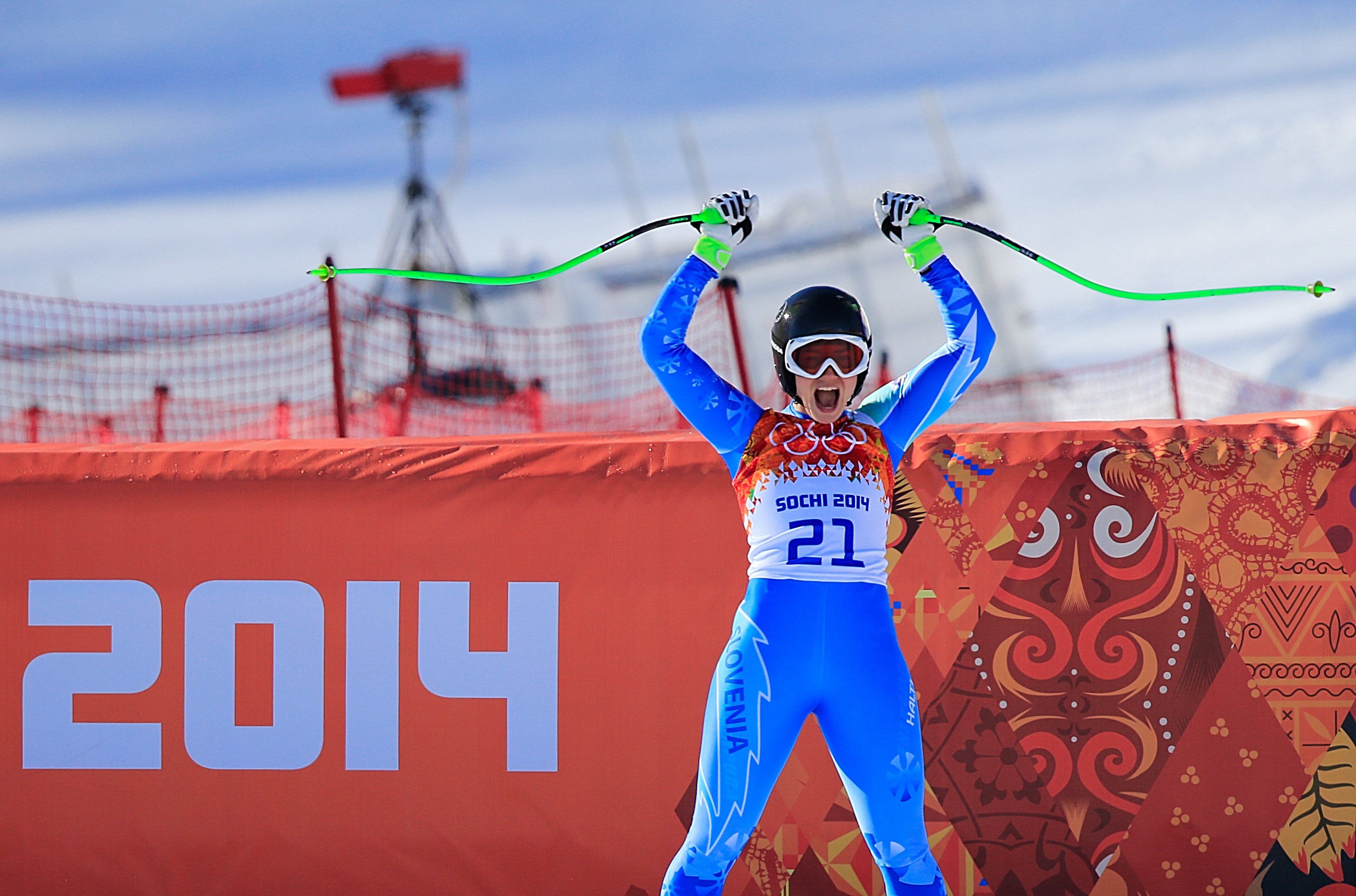 高山滑雪女子速降图片