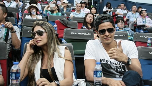 莫雷诺冬歇期完婚,妻子竟是阿根廷富二代_虎扑