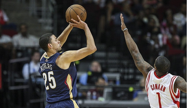 鹈鹕主帅:奥斯汀-里弗斯本赛季有所进步_虎扑nba新闻