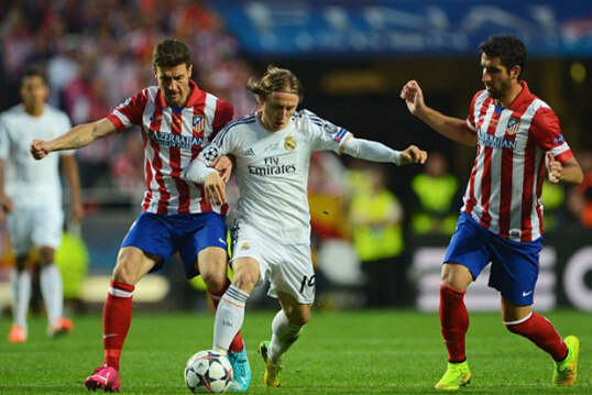 阵容:库尔图瓦(马德里竞技);