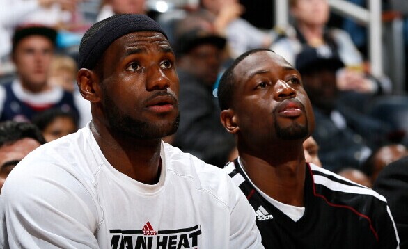 雅虎:韦德仍不确定詹姆斯倾向去哪_虎扑NBA新