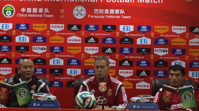 :国足最强阵战巴拉圭,郑智有领袖气质_虎扑中