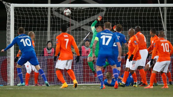 欧锦赛预选赛荷兰不敌冰岛_虎扑其他新声