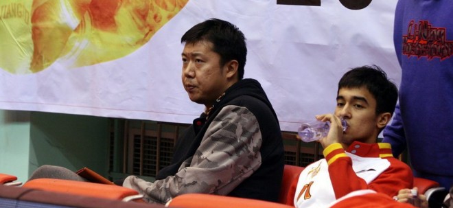 莫里斯:罚球依靠节奏,很怀念传奇大郅_虎扑CB