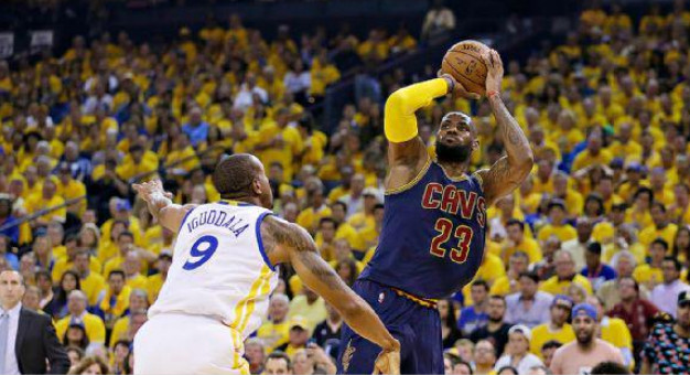 杜德利:骑士应该让詹姆斯打大前_虎扑NBA新声