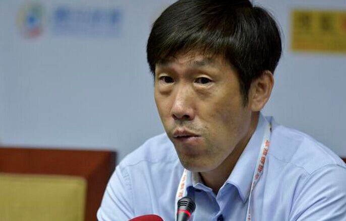 高洪波未下课或因违约金,主动请辞几无可能_虎