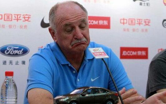 斯科拉里不解郜林遭罚:为何还要去踢国足?_虎