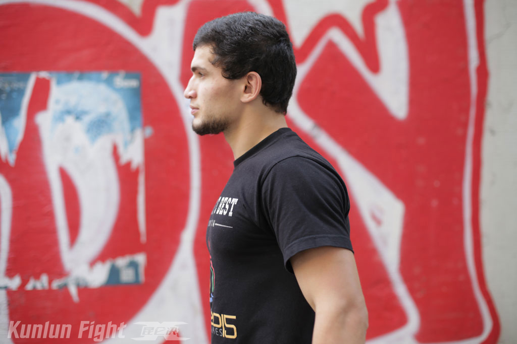 高清-揭秘昆仑决播求血战前瞬间_虎扑其他新声