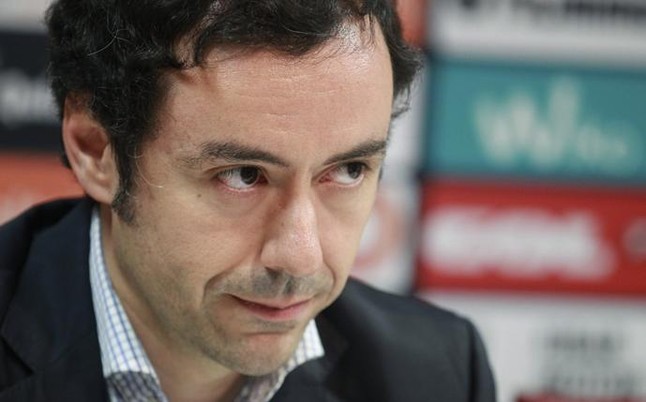 埃瓦尔用门票钱向难民捐助