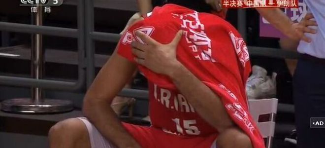 无力救主! 哈达迪 伤心提前离场_虎扑CBA新声