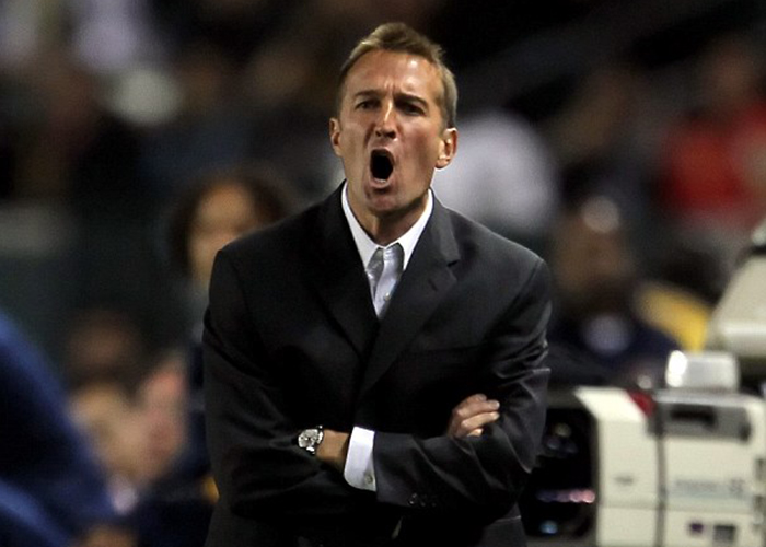 纽约俱乐部宣布解雇教练克瑞斯_虎扑其他新声