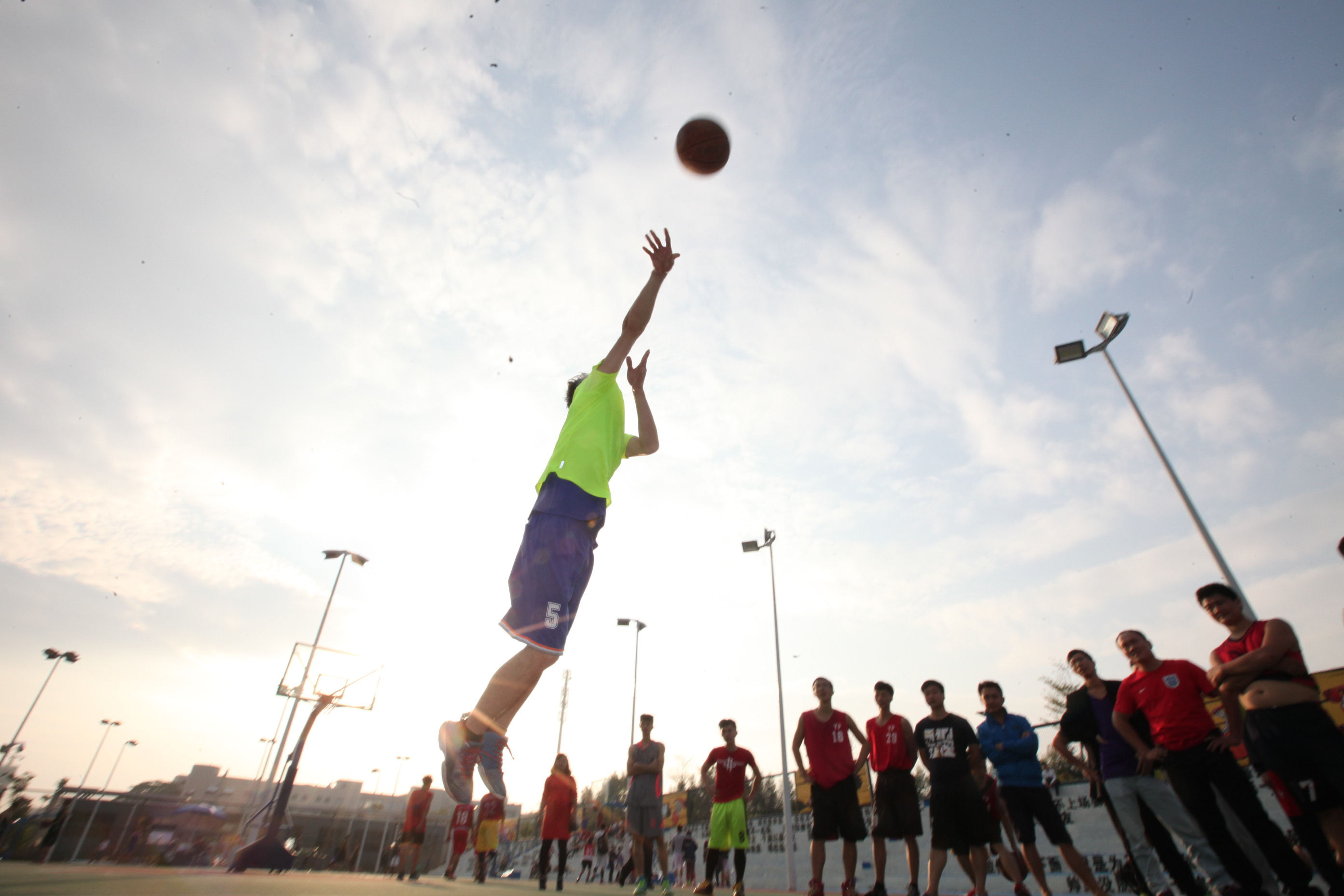 街头篮球未来联赛循环赛选拔结束_虎扑智慧运动场新声