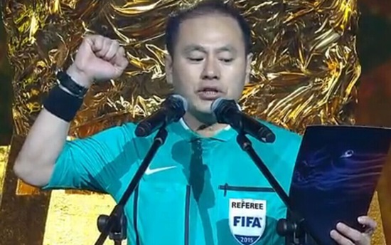 囧!范琦代表裁判宣誓,苏宁主场狂赠嘘声_虎扑