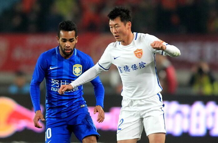 半场战报:张晓彬先拔头筹,苏宁1-0延边_虎扑中