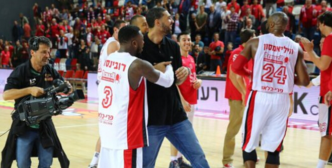 内特以色列联赛首秀命中超远三分_虎扑NBA新