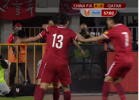 GIF:黄博文世界波, 中国 1-0 卡塔尔 !_虎扑 中国 足