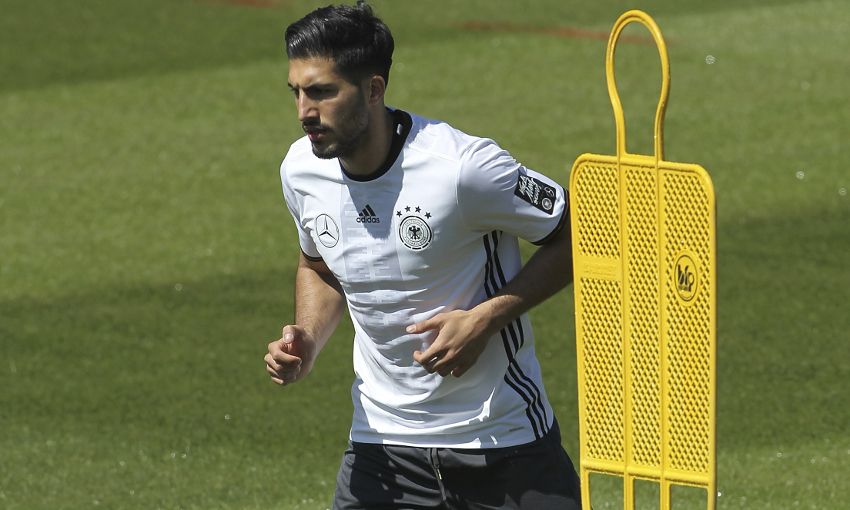 德国小组第一出线,埃姆雷-詹替补未出场_虎扑