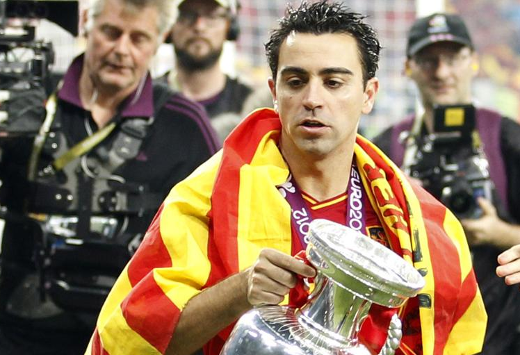 哈维或将欧洲杯奖杯带到巴黎_虎扑国际足球新