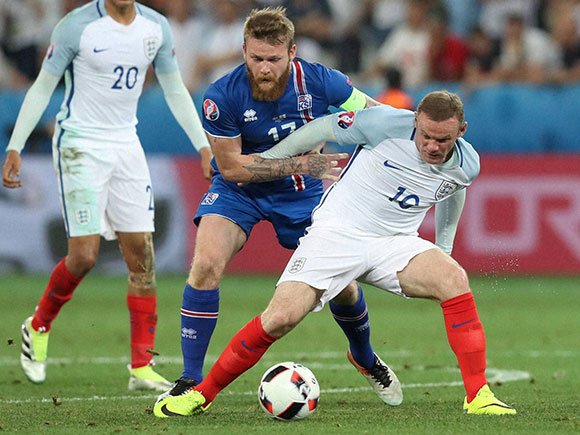 莱因克尔讽刺英格兰:看法国踢冰岛多困难_虎扑