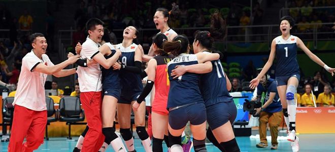 杨鸣祝贺中国女排晋级半决赛_虎扑CBA新闻