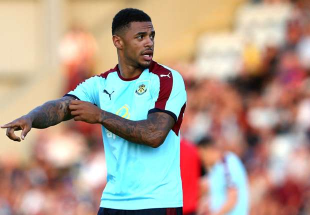 因过往反同言论,伯恩利前锋被禁赛四场_虎扑国