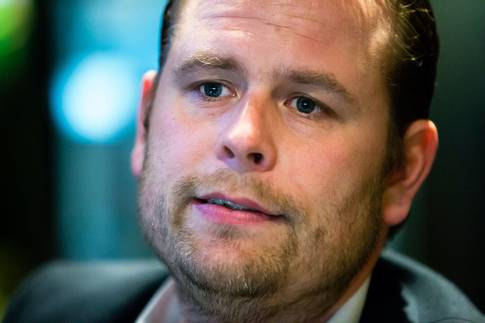 前一方主帅:老板为我举办生日宴,然后炒我鱿鱼