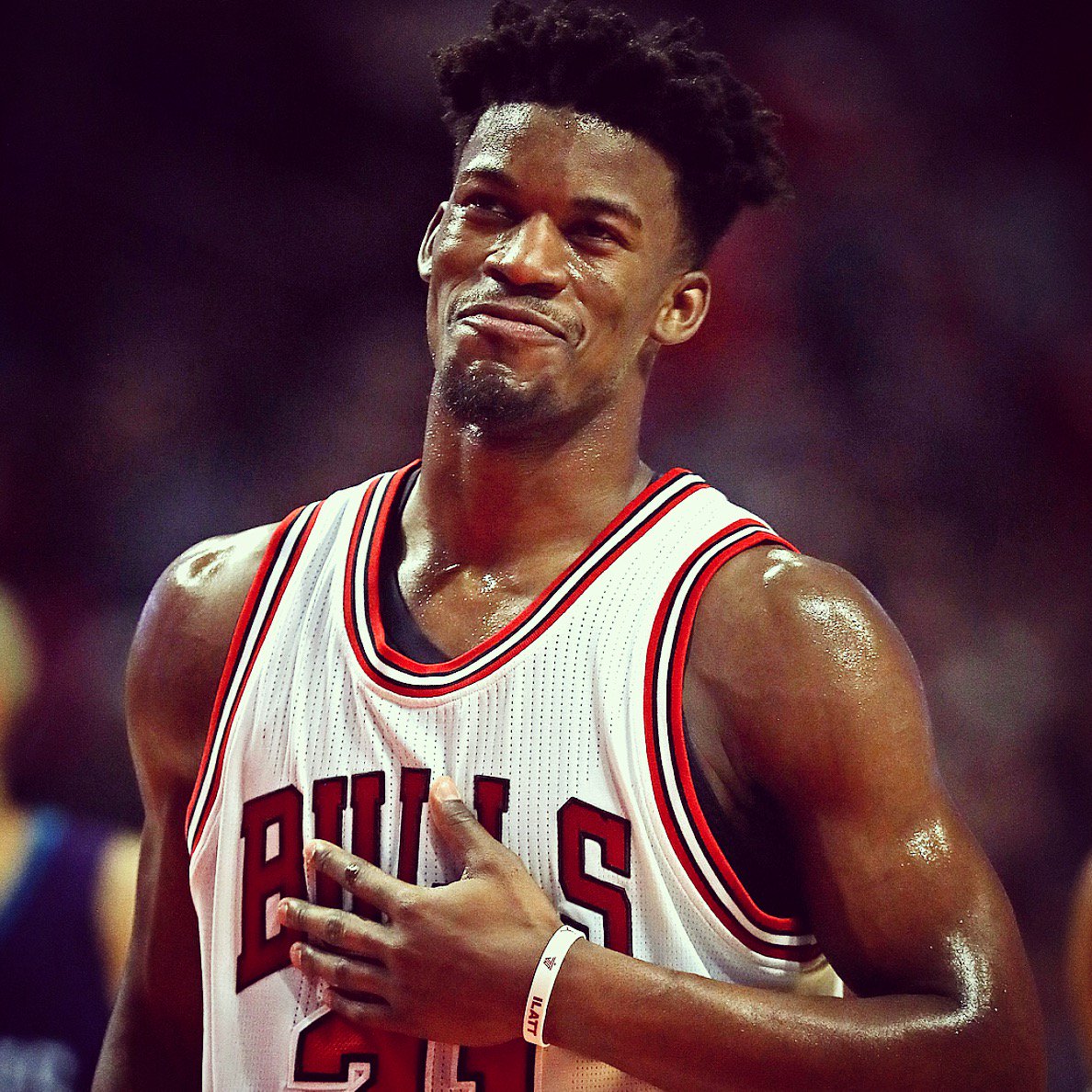 巴特勒生涯第三次至少得到40+10+5_虎扑NBA