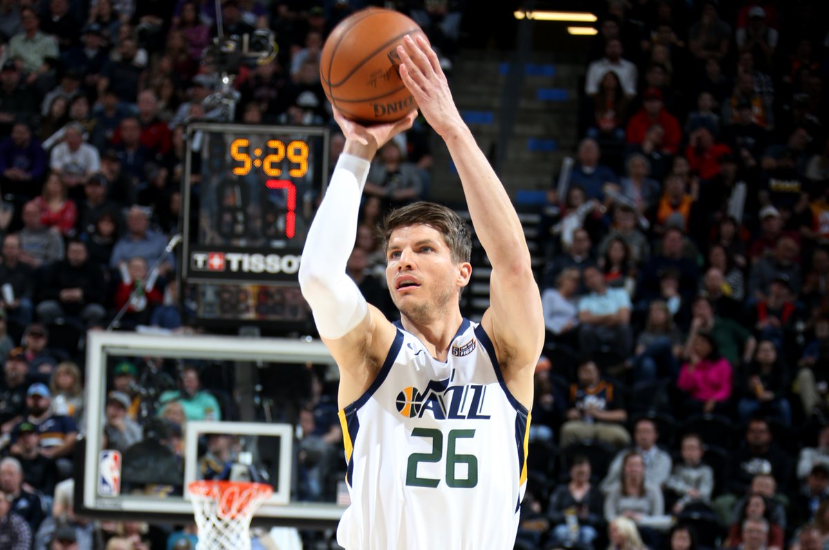NBA官方祝科沃尔38岁和罗齐尔25岁生日快乐 NBA新闻 第1张 NBA官方祝科沃尔38岁和罗齐尔25岁生日快乐 NBA新闻 第1张