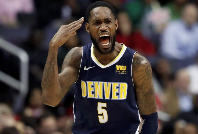 巴顿:我刚来掘金时主场没啥观众,有人也是给对手加油的 NBA新闻 巴顿:我刚来掘金时主场没啥观众,有人也是给对手加油的 NBA新闻