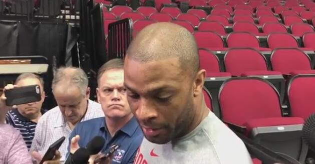塔克:如果你看看我们全队,我们比上赛季更优秀 NBA新闻 塔克:如果你看看我们全队,我们比上赛季更优秀 NBA新闻