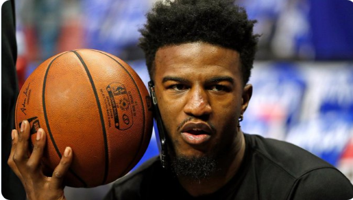 乔丹-贝尔:今夏希望继续与勇士签约,向名人堂成员学习 NBA新闻 乔丹-贝尔:今夏希望继续与勇士签约,向名人堂成员学习 NBA新闻