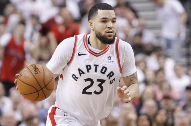 范弗利特本赛季季后赛首场三分球6中3,之后26投3中 NBA新闻 范弗利特本赛季季后赛首场三分球6中3,之后26投3中 NBA新闻