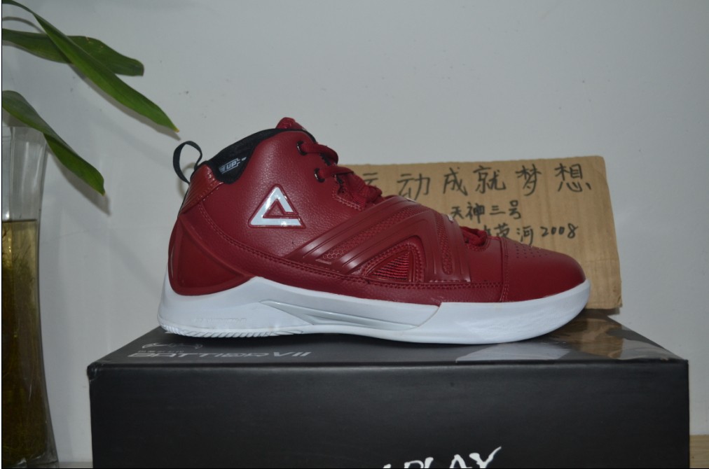 匹克巴蒂尔七代篮球鞋 总冠军减震耐磨战靴运动鞋 e243201a