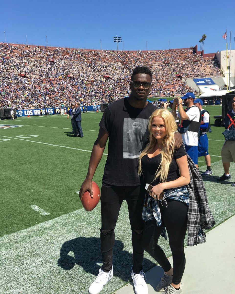 [流言板]女友晒兰德尔小时候的萌照