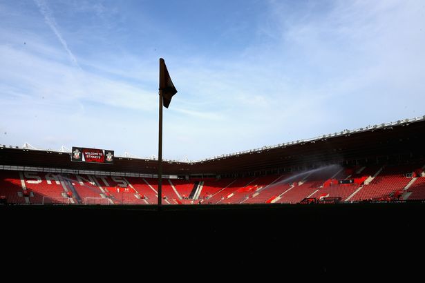 光明球场(桑德兰)