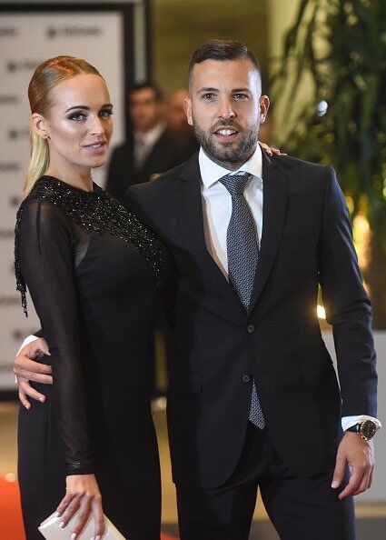 聚焦梅西安东内拉婚礼:梅西,新婚快乐!